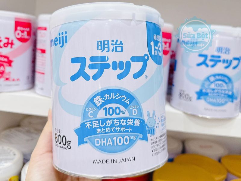 Sữa Meiji 1-3 có hương vị gần với sữa mẹ, trẻ dễ dàng chấp nhận hơn các loại sữa khác Sữa Meiji 1-3 có hương vị gần với sữa mẹ, trẻ dễ dàng chấp nhận hơn các loại sữa khác