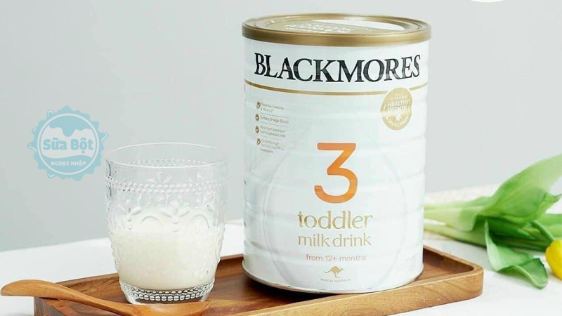 Sữa Blackmores số 3 cung cấp dưỡng chất đa dạng giúp trẻ trên 1 tuổi phát triển khỏe mạnh