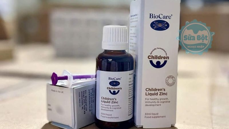 Kẽm dạng nước BioCare ZinC hỗ trợ bổ sung kẽm và vitamin C nên sẽ hỗ trợ tăng cường thể lực, hệ miễn dịch