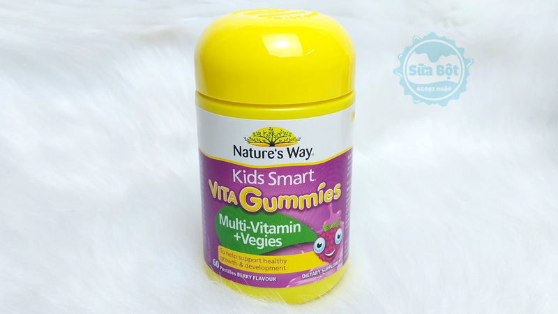 Kẹo dẻo Nature's Way Kids Smart Vita Gummies Multivitamin+Vegies dạng kẹo dẻo, vị quả mọng hấp dẫn với trẻ nhỏ