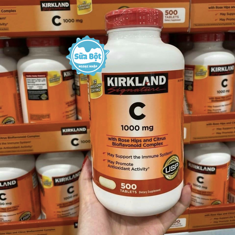 Sử dụng Kirkland Vitamin C 1000mg 1 viên mỗi ngày, uống trong bữa ăn.
