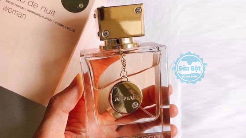 Nước Hoa Armaf Club De Nuit EDP Woman xịt một lượng vừa phải vòa buổi sáng và tối