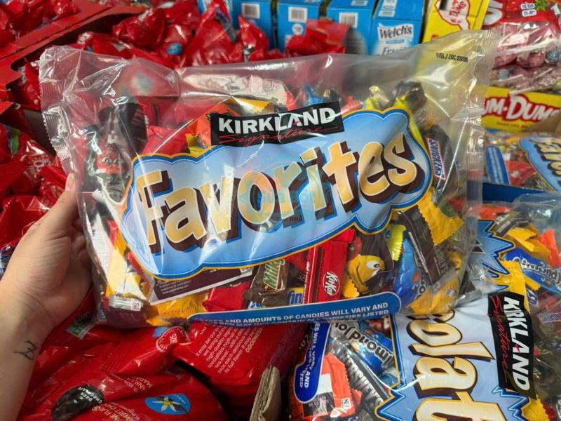 Kẹo Chocolate Kirkland All Chocolate có nhiều loại socola cho bạn tha hồ tận hưởng Kẹo Chocolate Kirkland All Chocolate có nhiều loại socola cho bạn tha hồ tận hưởng