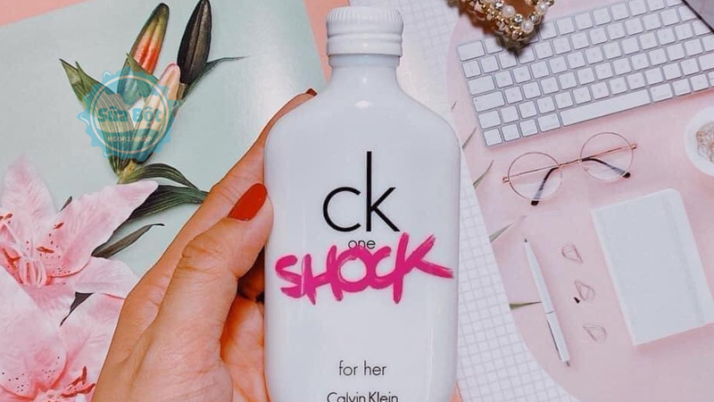 Nước hoa Calvin Klein CK One Shock For Her EDT khi xịt nên thao tác dứt khoát và để khô tự nhiên