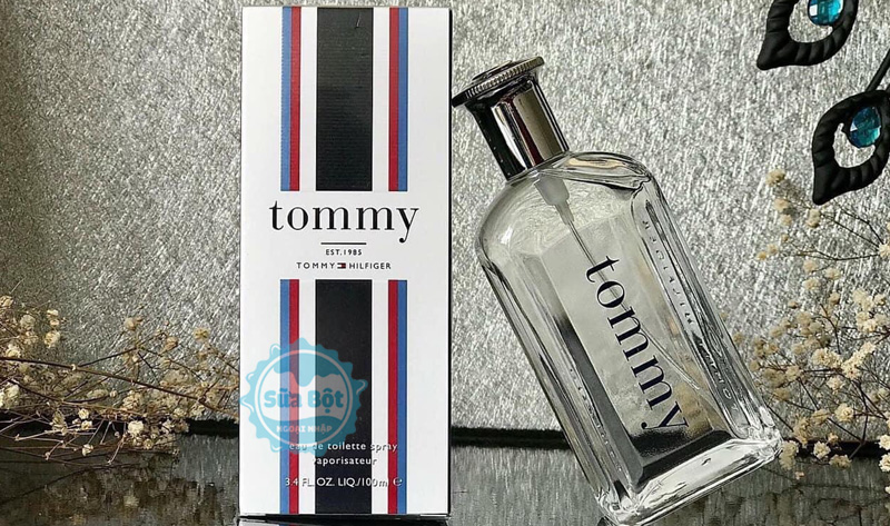 Khi dùng nước hoa nam Tommy Hilfiger Tommy Boy bạn nam xịt 2 shot vào cổ họng hoặc chỗ có mạch đập