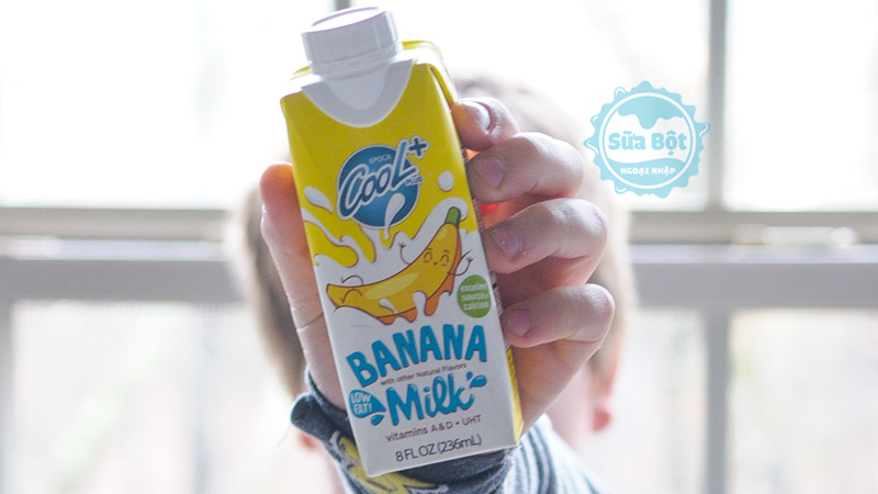 Sữa chuối Epoca Cool Plus Low Fat Banana Milk mang vị chuối hấp dẫn, thiết kế dễ mang đi