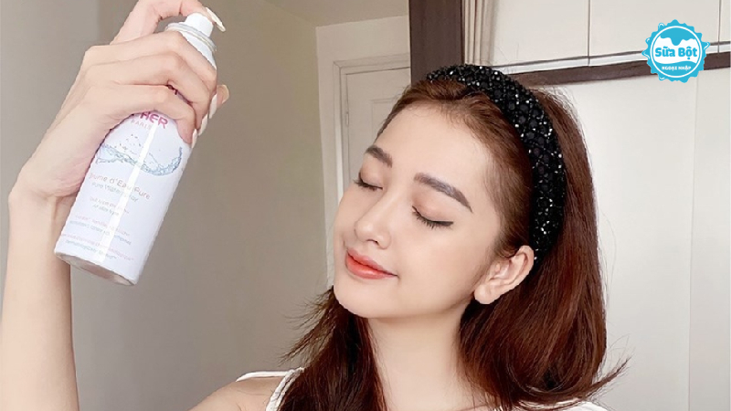 Nên xịt khoáng trước hay sau khi trang điểm?