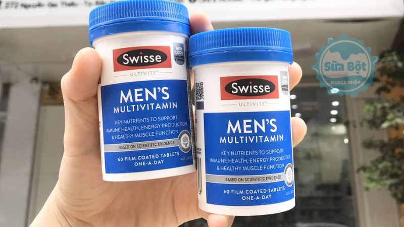Swisse Men’s Ultivite Multivitamin chứa hơn 52 thành phần vitamin, khoáng chất, dưỡng chất khác Swisse Men’s Ultivite Multivitamin chứa hơn 52 thành phần vitamin, khoáng chất, dưỡng chất khác