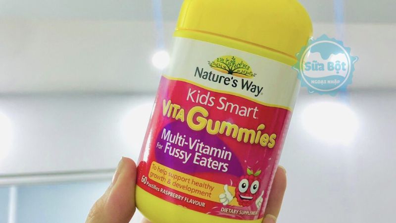 Vita Gummies Multivitamin For Fussy Eaters Nature’s Way khi dùng không gây sâu răng cho bé Vita Gummies Multivitamin For Fussy Eaters Nature’s Way khi dùng không gây sâu răng cho bé