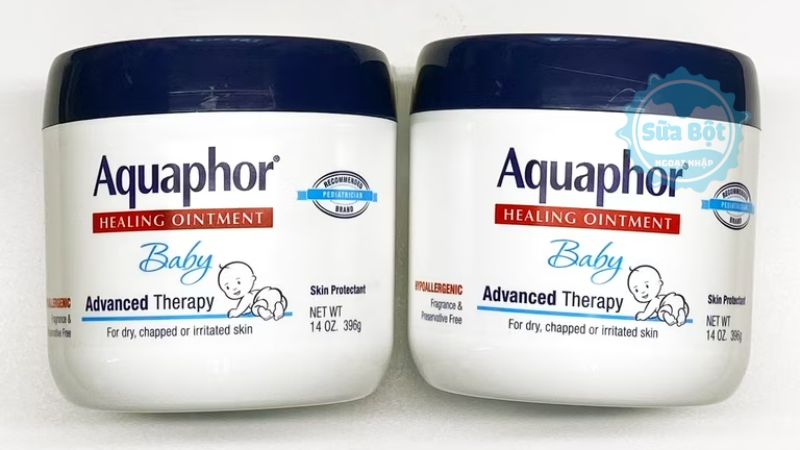 Aquaphor Baby Healing Ointment giúp dưỡng ẩm, phòng ngừa, điều trị hăm tã Aquaphor Baby Healing Ointment giúp dưỡng ẩm, phòng ngừa, điều trị hăm tã