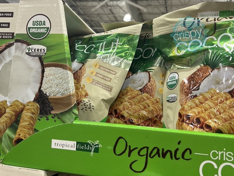 Tropical Fields Organic Crispy Coconut Rolls mua giá tốt tại Sữa Bột Ngoại Nhập