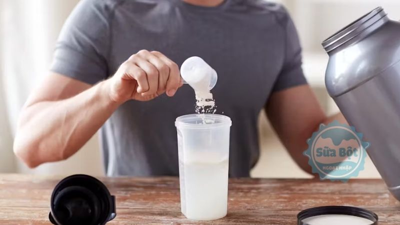 Bột Whey Protein Isolate giúp xây dựng, duy trì khối lượng cơ bắp