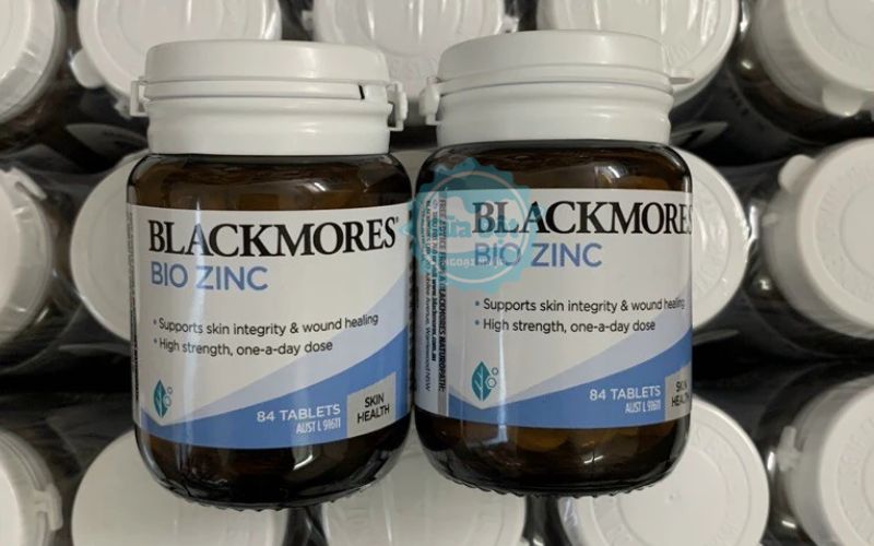 Blackmores Bio Zinc cung cấp nhiều dưỡng chất giúp nuôi dưỡng da mịn màng, khỏe mạnh Blackmores Bio Zinc cung cấp nhiều dưỡng chất giúp nuôi dưỡng da mịn màng, khỏe mạnh