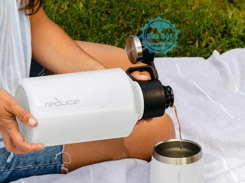 Bình giữ nhiệt Reduce Craft Growler sử dụng khi đi làm, cắm trại, đi học