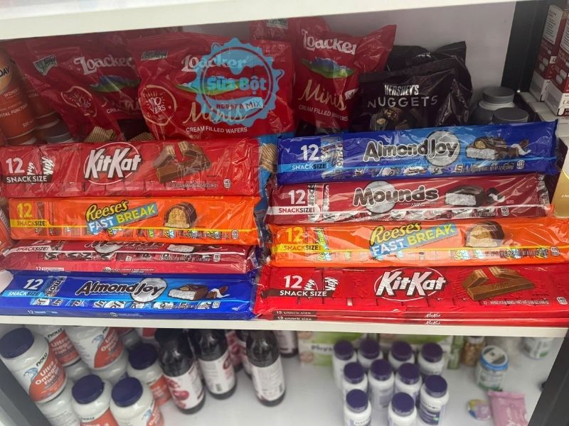 Socola Kitkat Reese's Almond giá tốt tại Sữa Bột Ngoại Nhập