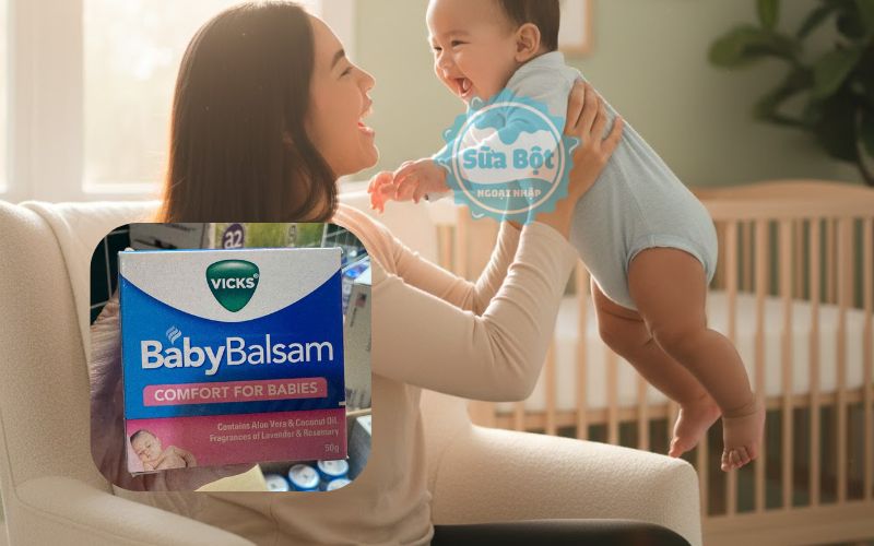 Vicks Baby Balsam có hương thơm thảo dược dễ chịu